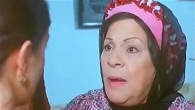 أشهر كومبارسات السينما المصرية وتألقت بدور الأم وعرفت من خلال فلم صعيدي في الجامعة الأمريكية .. قصة الفنانة الراحلة هانم محمد