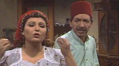 تركي الأصل هرب من الحړب العالمية الأولي وتفرقت أسرته بين مصر والعراق لمحات من حياة الفنان أحمد الجزيري