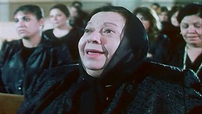 أمينة رزق وراء شهرتها ونالت لقب أم الطيبين بسبب أدوارها واتفاق غريب جمعها بزوجها وعلمت بناتها  بمرضها عن طريق الصدفة ودفنت خارج بلادها .. قصة الفنانة المصرية إحسان القلعاوي