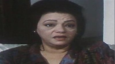 اشتهرت بأدوارها الثانوية وبرزت بدور الأم وأعمالها تخطت ال 300 واختفت عقب مشاركتها مع أحمد السقا ومنى زكي .. قصة حياة الفنانة نادية شمس الدين