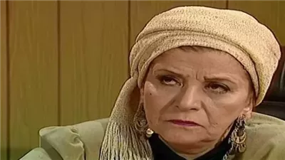 طـردها أهلها ونامت على البلاط ، وظل جثـمانها 3 أيام بـــلا أهل بعد وفــاتها، أسرار ومعلومات عن الفنانة سناء جميل