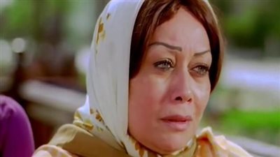  تكشف أسرار عن زيجاتها السابقة.. حكاية خطبتها من ابن إسماعيل ياسين وسبب خلعها الحجاب