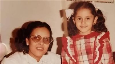 هذه الطفلة أصبحت أشهر فنانة في مصر حاليًا.. خمن من هي؟