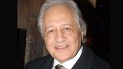“هل تزوجت ميرفت أمين عرفي؟!”..خالد زكي يجيب عن تفاصيل حب عمره وهو صغير