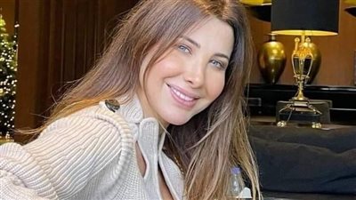 المكياج شايل كتير ..صورة صاډمة للمطربة نانسي عجرم بدون مكياج ..ورد فعل الجمهور مفاجئ