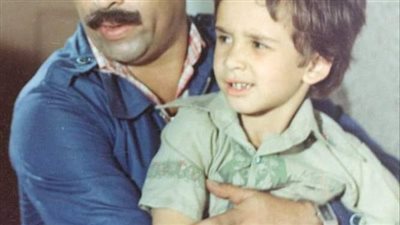 هذا الطفل أصبح أشهر فنان في مصر حاليًا.. «ركز هتعرفه»