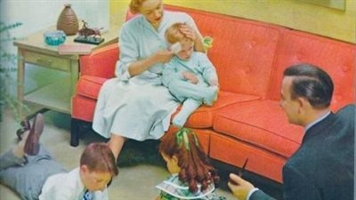 قصه ودع رجلاً زوجته واولادة الاربعه كامله